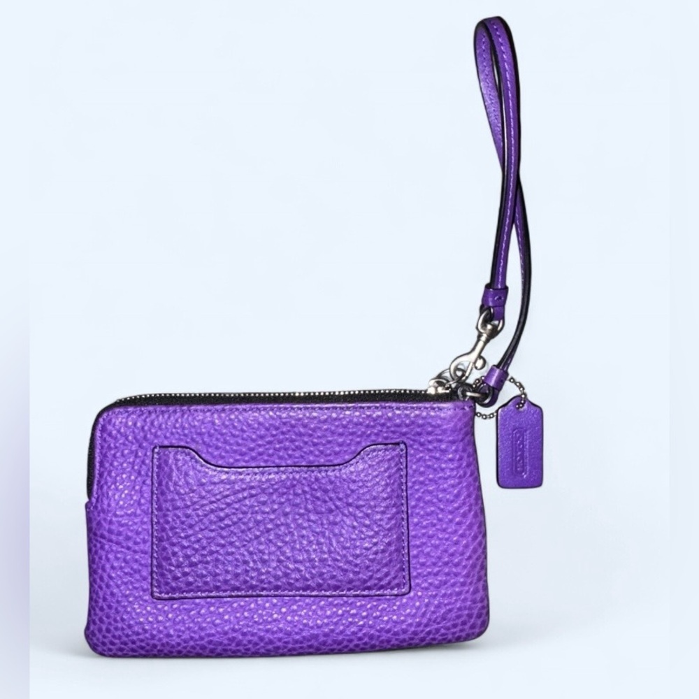 VINTAGE COACH Small Wristlet in Colorblock Purple Pebble Leather - Picture 10 of 10